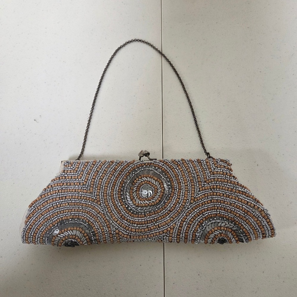 White House Black Market Beaded Sequin Art Deco Kiss Lock Clutch Evening Bag